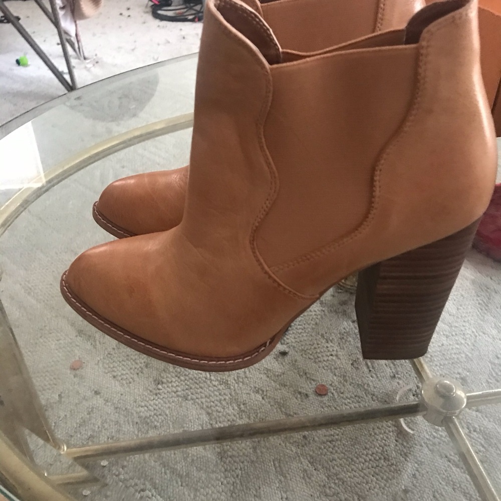 Bootie - Picture 2 of 4